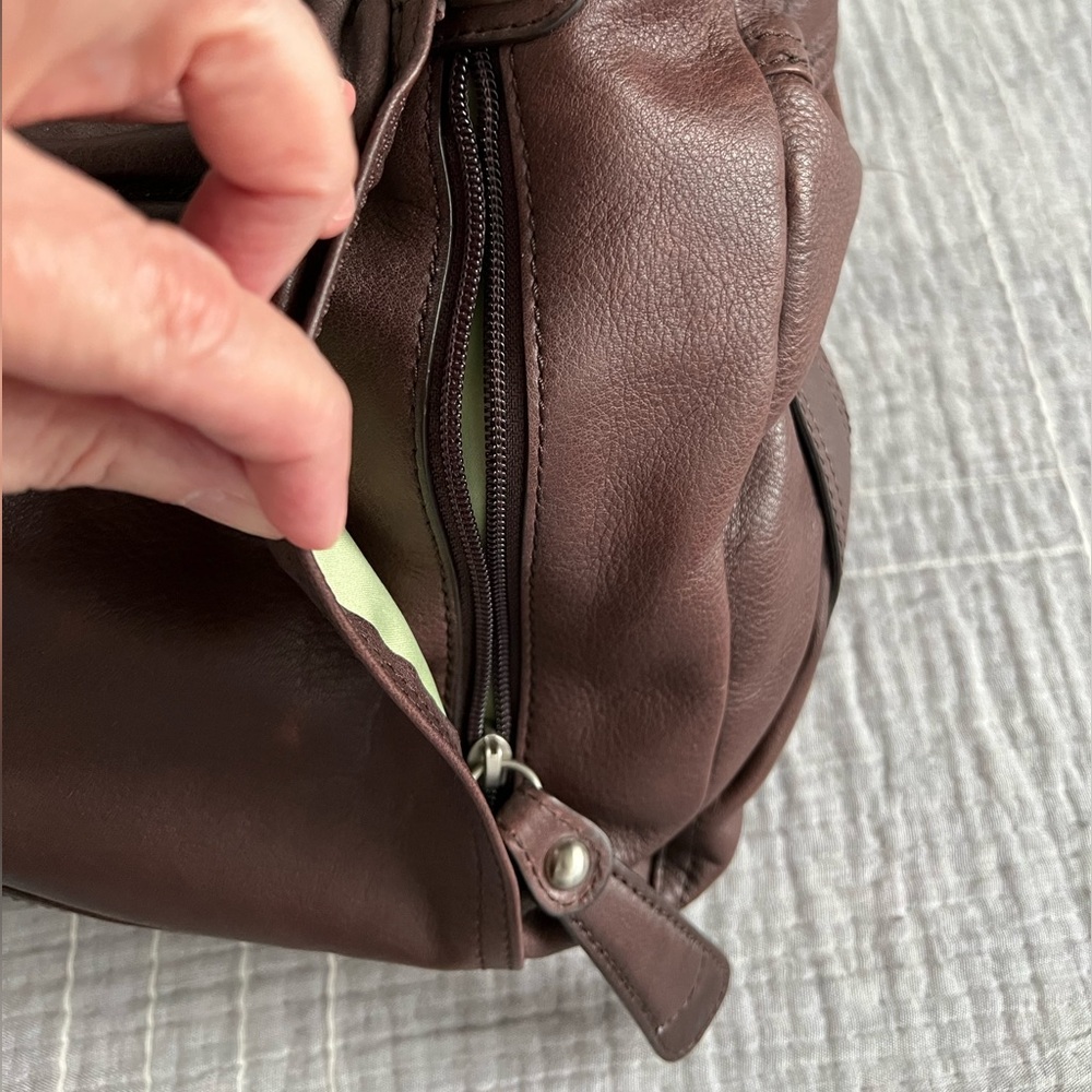 B Makowsky Brown Leather Handbag-EUC - Picture 7 of 13